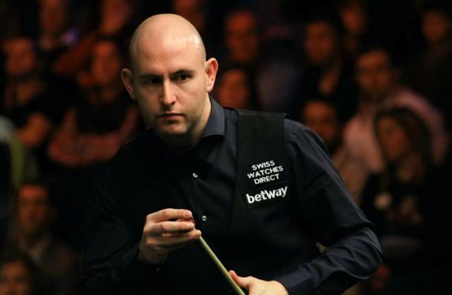 尤其是在决 尤其是在决